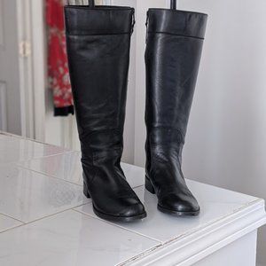Stuart Weitzman Knee-High Boots - size 7